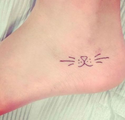Cat Eye Tattoo Designs on foot