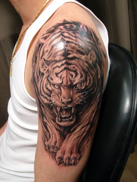 Full Tiger Tattoo on Shoulder