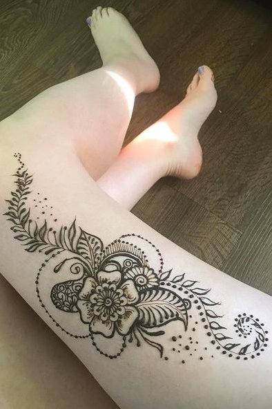 cute henna tattoo on thigh