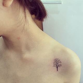 Tree Tattoo on shoulder